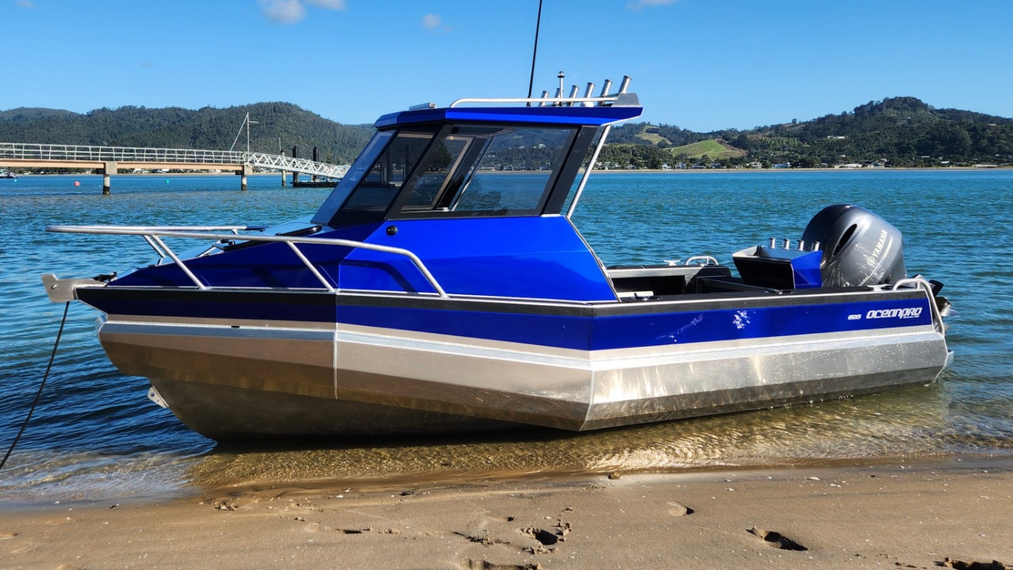 Oceanpro Boats NZ 625 Hard Top supporting image